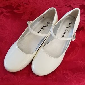 NINA Maryland style shoes sz 2youth